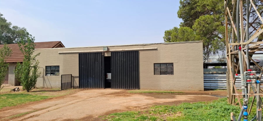  Bedroom Property for Sale in Bainsvlei Free State